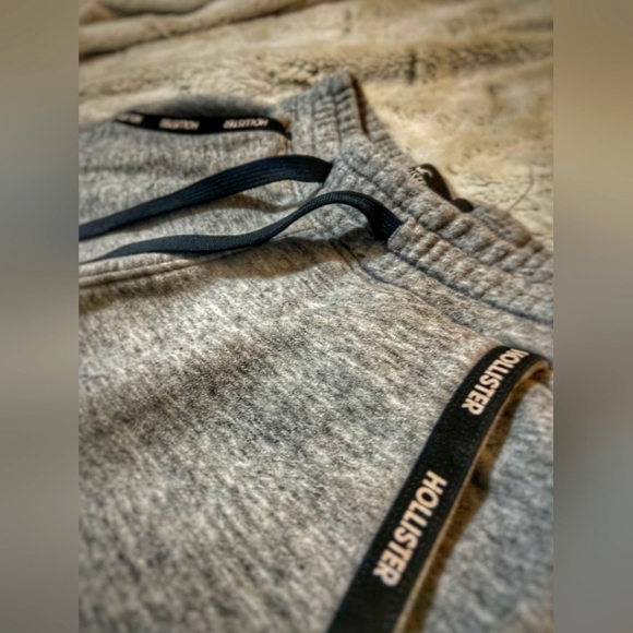 Hollister Other - Hollister sweatpants!